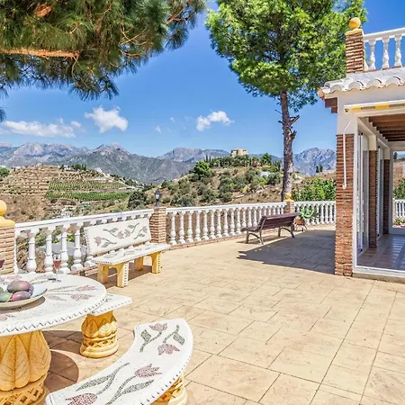Holiday home Cortijo La Jirafa