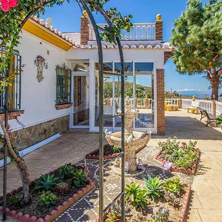 Cortijo La Jirafa Holiday home Torrox