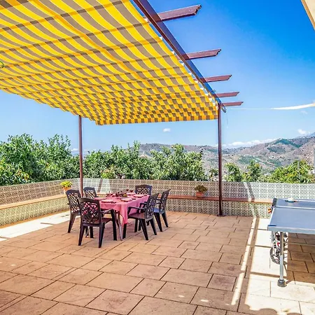 Holiday home Cortijo La Jirafa
